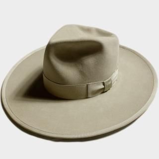 RESISTOL - THE FIFTH STREET MARKET