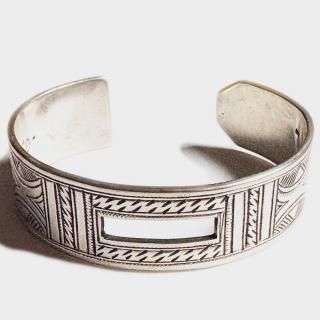 TUAREG TYPE O BANGLE
