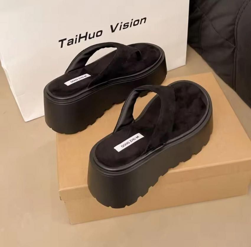 予約商品】ベロア厚底サンダル｜海外セレブファッション通販Top