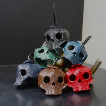 <img class='new_mark_img1' src='https://img.shop-pro.jp/img/new/icons8.gif' style='border:none;display:inline;margin:0px;padding:0px;width:auto;' />LEATHER SKULL