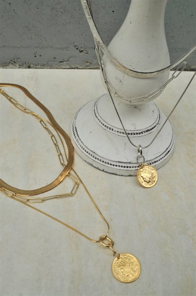 <img class='new_mark_img1' src='https://img.shop-pro.jp/img/new/icons13.gif' style='border:none;display:inline;margin:0px;padding:0px;width:auto;' />3way Coin Set Necklace