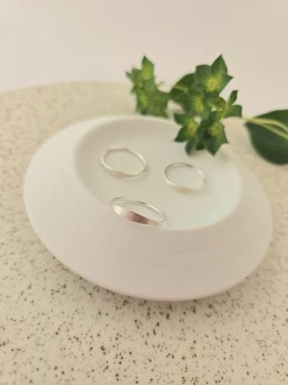 <img class='new_mark_img1' src='https://img.shop-pro.jp/img/new/icons13.gif' style='border:none;display:inline;margin:0px;padding:0px;width:auto;' />Signet Ring (SLV)