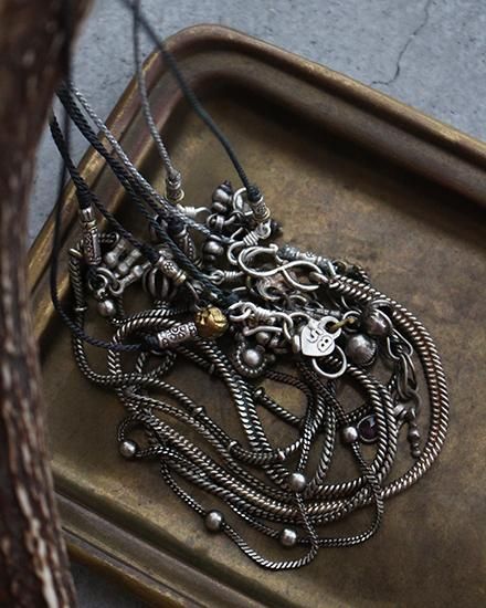 TWENTY SEVEN NINE 27/9】Tharu Tribe Metal Necklace TWENTY SEVEN NINE 27/9】Tharu Tribe Metal Necklace