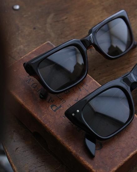 VINTAGE】60s Old Square Sunglasses ”Made in USA”