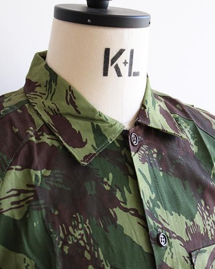 DEADSTOCK】60s Portugal Military Brush Camo Shirts / デッド