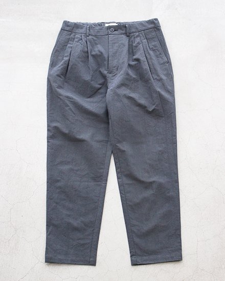 【STILL BY HAND / スティル バイ ハンド】 4tuck Tapered Trousers