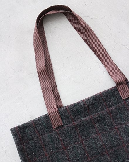 【GRIZZZLY / グリズリー】『Deadstock Woolrich Fabric』Check Tote Bag 