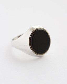 <img class='new_mark_img1' src='https://img.shop-pro.jp/img/new/icons8.gif' style='border:none;display:inline;margin:0px;padding:0px;width:auto;' />VINTAGEVIntage Onyx Ring 