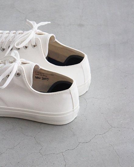 靴 Milk Rijksmuseum × Mizuno Contender “Milkmeisje”が発売開始 | UP