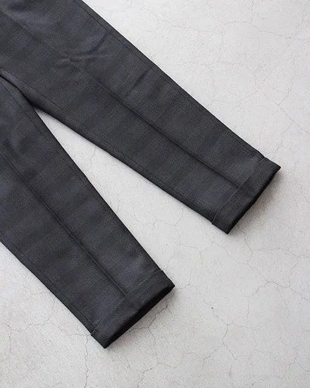 AGE OLD / エイジオールド】 Classic 2 Tuck Trousres『Fort Original
