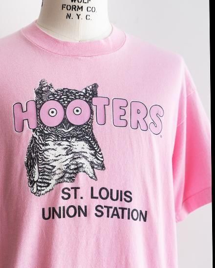 HOOTERS フーターズ 企業 ビンテージ ラグ マット US雑貨 楽天市場】80s USA製 ☆ HOOTERS フーターズ 両面 鍵盤 プリント