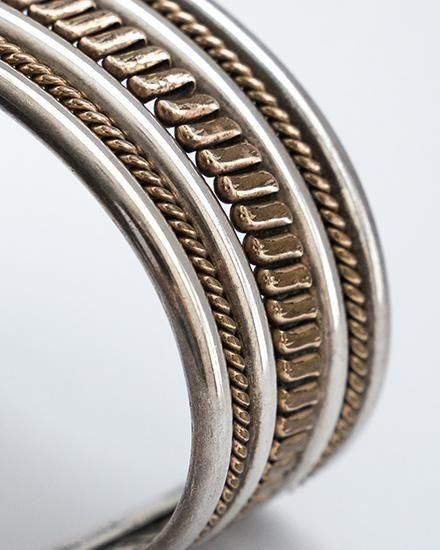 【極美品】Navajo Tahe バングル／12K GF×SV925／即日発送 極美品】Navajo Tahe バングル／12K GF×SV925／即日発送 - メルカリ