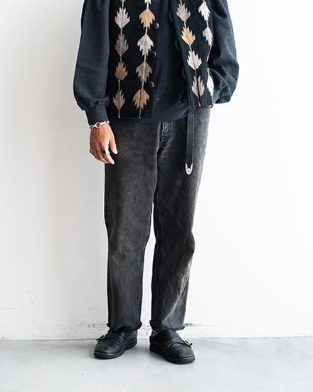VINTAGE】90-00s Levi's Black 550 ”Cut Off Custom