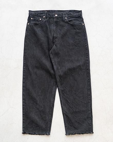 VINTAGE】90-00s Levi's Black 550 ”Cut Off Custom
