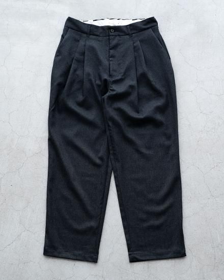 STILL BY HAND / スティル バイ ハンド】 Wool Saxony Easy Slacks