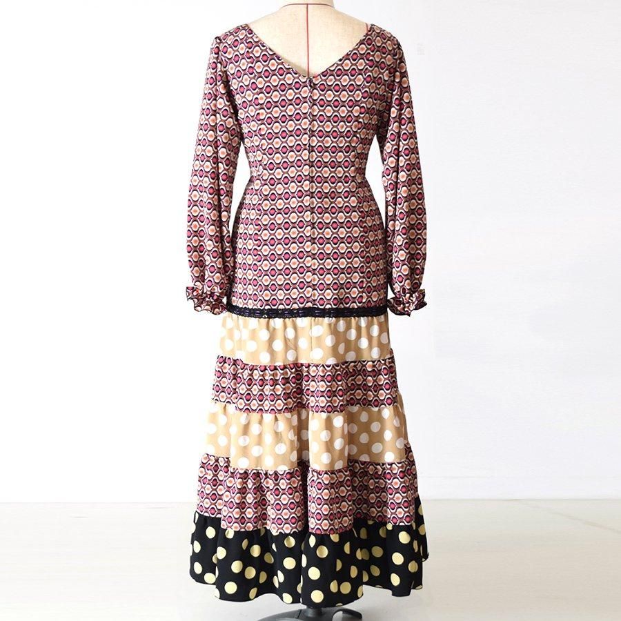 フラメンコの衣装、ドレス、ワンピースならMariQuitaで。