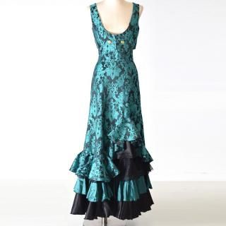 フラメンコの衣装、ドレス、ツーピースならMariQuitaで。