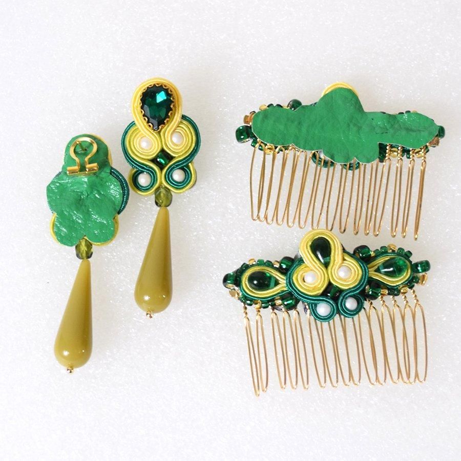 ★フラメンコ　ファルダ、　ピアス3点 PRADA】プラダ 人気 トライアングル ロゴ シンボル ピアス