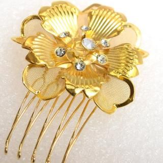 フラメンコ用アクセサリーは、MariQuitaで。