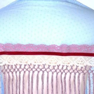 フラメンコ用マントンや、シージョはMariQuitaで。