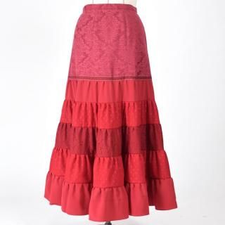 フラメンコのファルダはMariQuitaで。