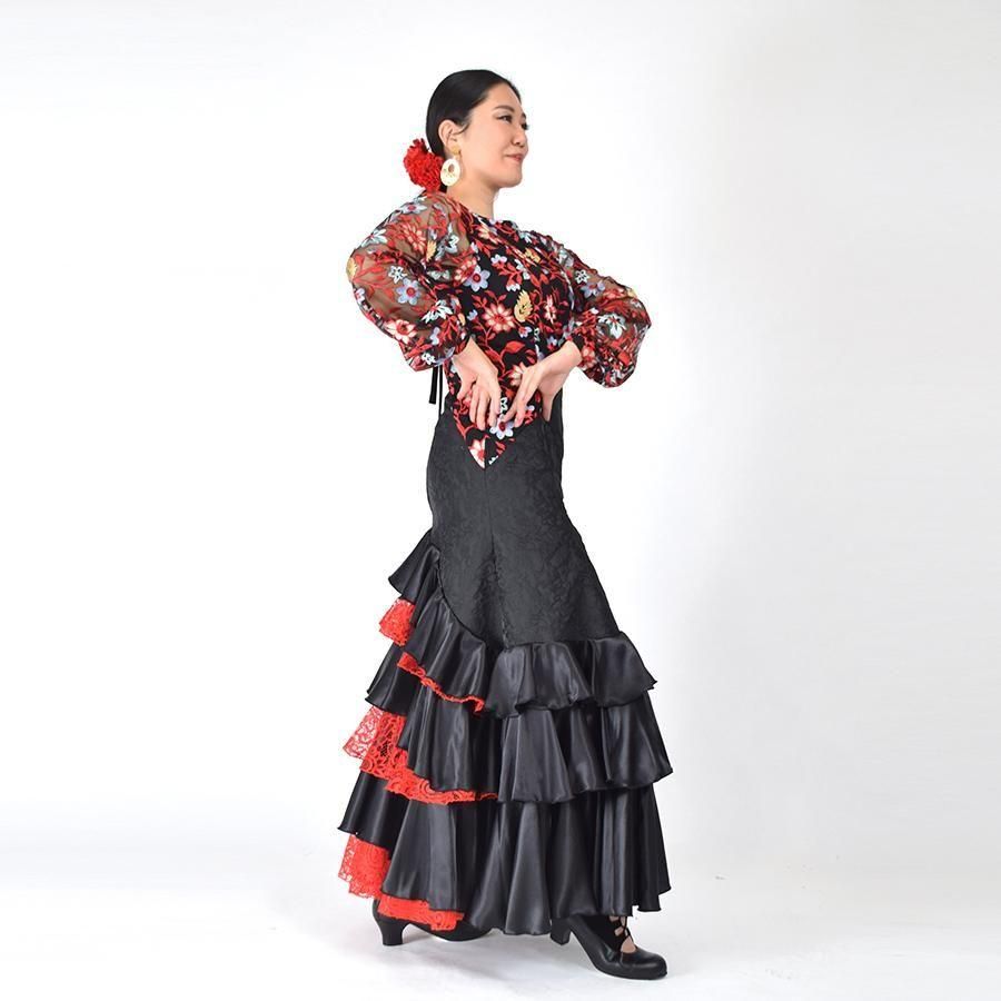フラメンコの衣装、ドレス、ワンピースならMariQuitaで。