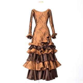 フラメンコの衣装、ドレス、ワンピースならMariQuitaで。