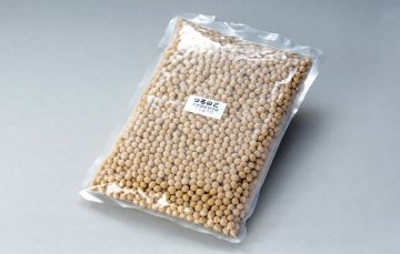 つるのこ大豆1kg（北海道産特等級）
