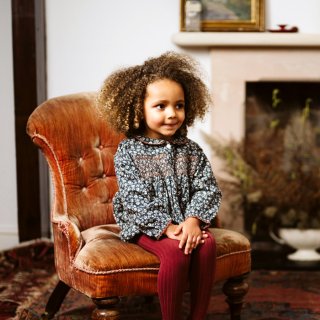<img class='new_mark_img1' src='https://img.shop-pro.jp/img/new/icons7.gif' style='border:none;display:inline;margin:0px;padding:0px;width:auto;' />Little Cotton Clothes | Emilie smocked romper - forget-me-not floral in cove blue | 6/12m〜18-24m