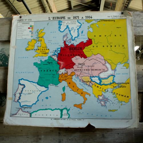 フランスアンティーク 図書館にあったヨーロッパの古い地図 ブロカントデザミ