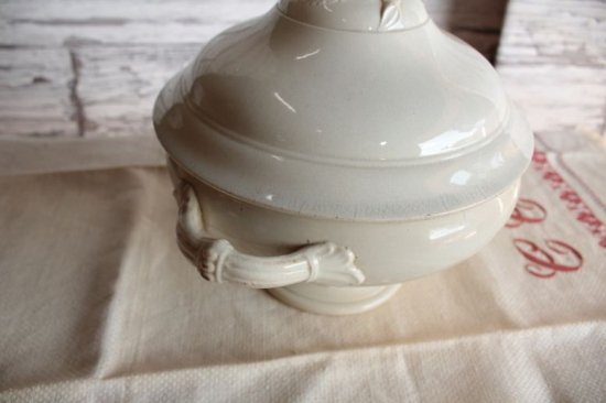 フランスアンティーク雑貨】白い陶器のスーピエール スープボウル 