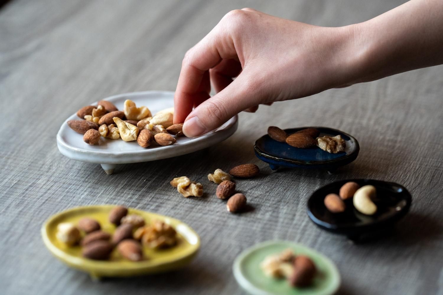 銅蟲鎚目 雲龍図三足菓子器 毛織雲龍図三足盆 菓子盆 菓子器 共