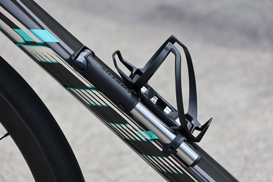 Bottle Cage iS Coupe Cage 2.0HP - SCOTT JAPAN WEB STORE Bottle Cage iS Coupe Cage 2.0HP - SCOTT JAPAN WEB STORE