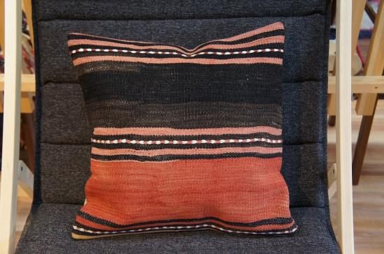 キリムクッションカバー 43cm×49cm No. H.1276 キリムクッションカバー 43cm×49cm No. H.1276 キリムクッション