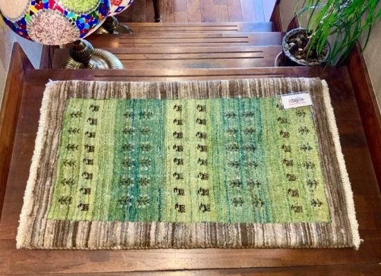 ミニギャベ●40×43㎝●手織●本物●新品未使用 遊牧民が紡ぐギャッベ istanbulbazaar
