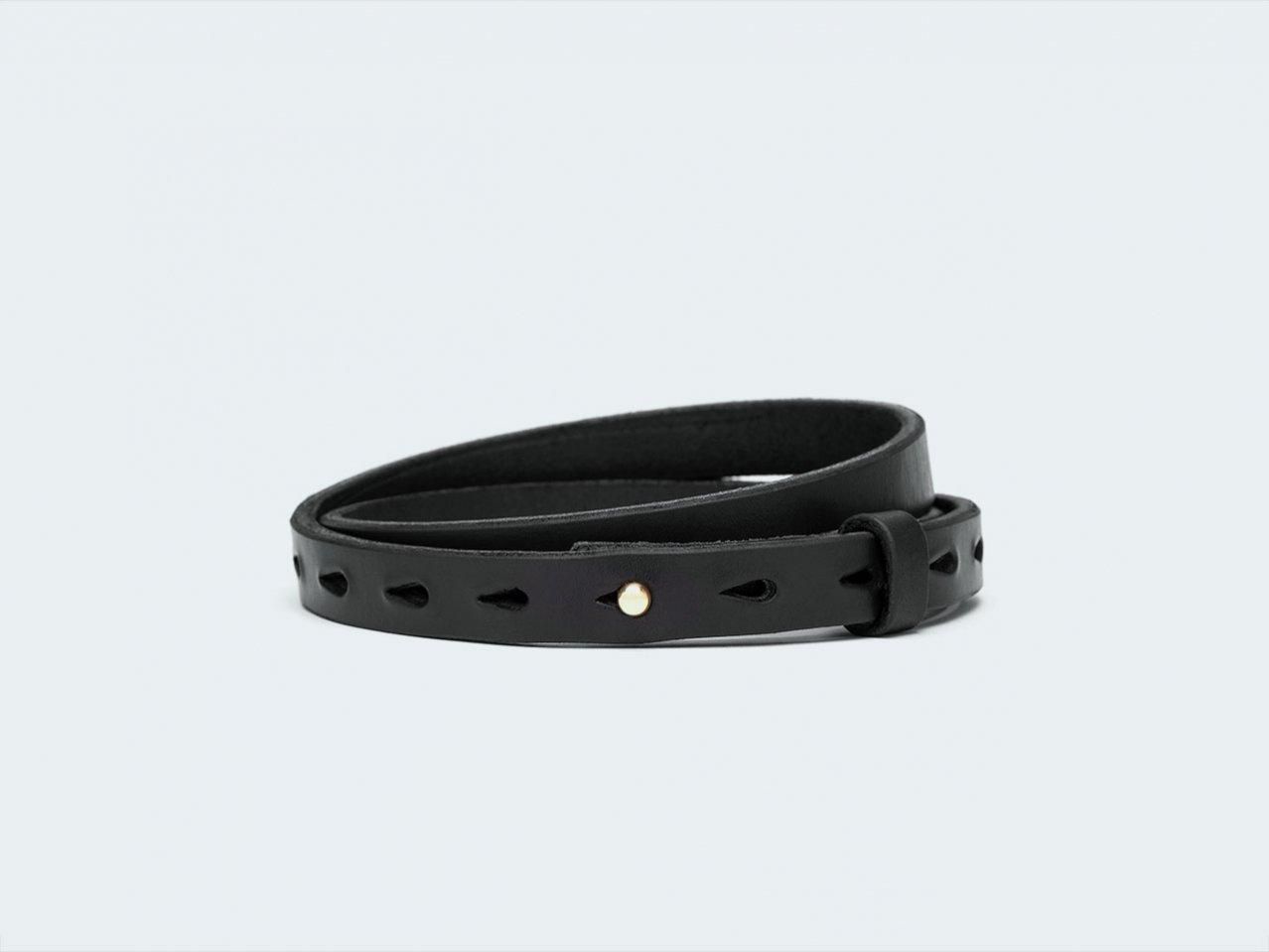 HN BUTTON / BLACK