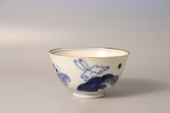 大人気 波兎(なみうさぎ)の古伊万里蓋茶碗(直径12cm)」 染付碗 骨董