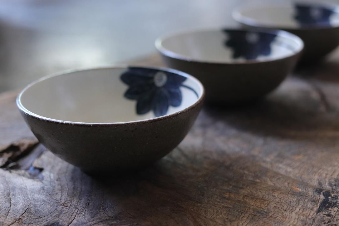 筒小屋 ONLINE STORE Toshoo | 陶器のネットショップ / 黒ハスの