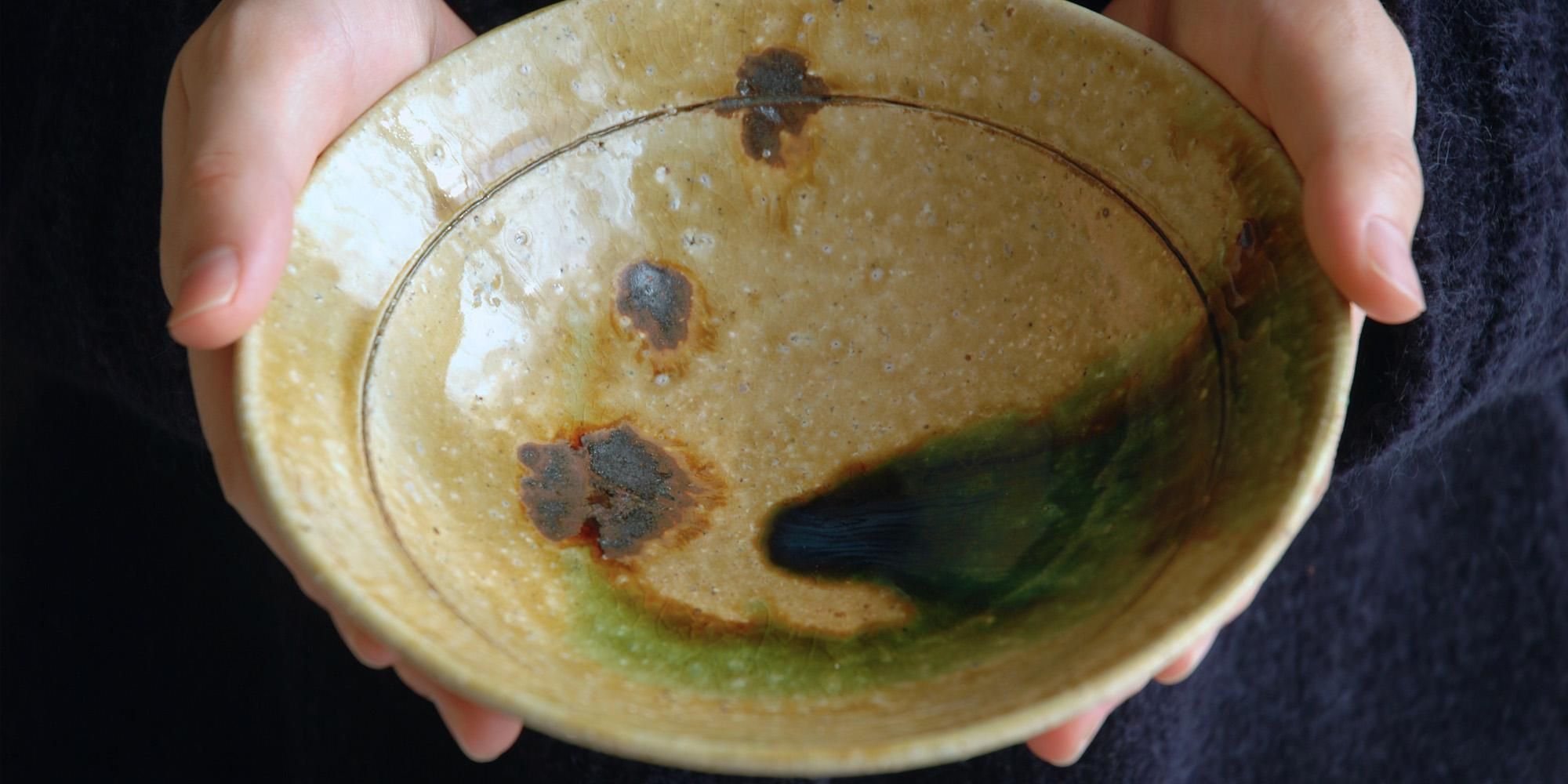 茶事/茶道具 柴銘 板丸皿やさしい白と刷毛でこすったような跡が美しい板皿(五客) 茶事/茶道具 柴銘 板丸皿やさしい白と刷毛でこすったような