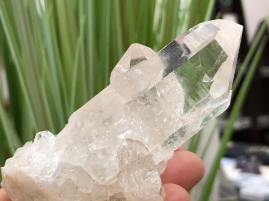 特大！大きなポイント！ パールバティ産 ヒマラヤ水晶クラスター 重さ約1.5kg 特大】パルバティー渓谷産 ヒマラヤ水晶クラスター