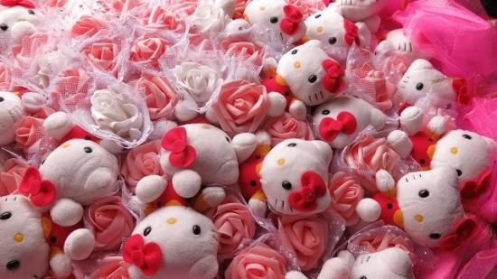 キティの花束 サプライズ キティぬいぐるみ40個入りフラワー