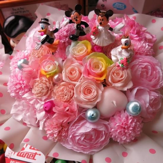 ディズニー 結婚祝い 花束風 プリザーブドフラワー入りギフト ウェディング ディズニー ミッキー ミニー ドナルド デージー入り クリアーケース付き