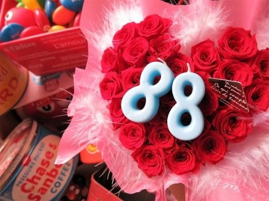 数字入り ハート 花束風 プリザーブドフラワー 赤バラ ケース 数字入り ハート 花束風 プリザーブドフラワー 赤バラ ケース