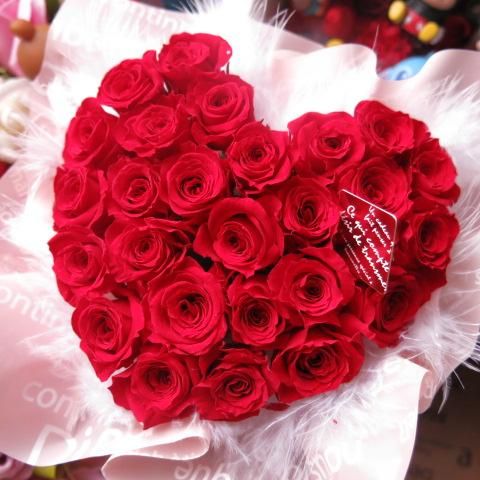 ブリザーブドフラワー 髪飾り 赤 バラ 赤バラ ハート 花束風 ハート プリザーブドフラワー 箱を開ける