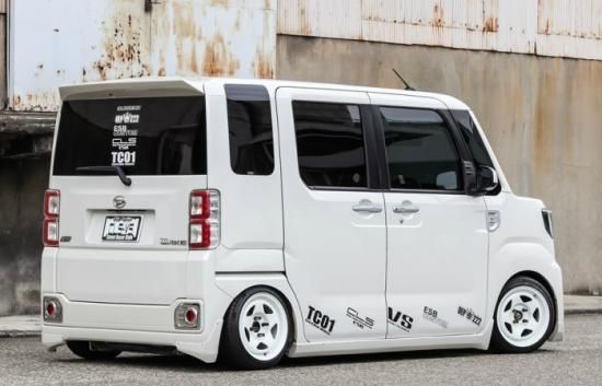 ESB online shop - エアロパーツ開発・製造・販売 -CLS-VS□リア