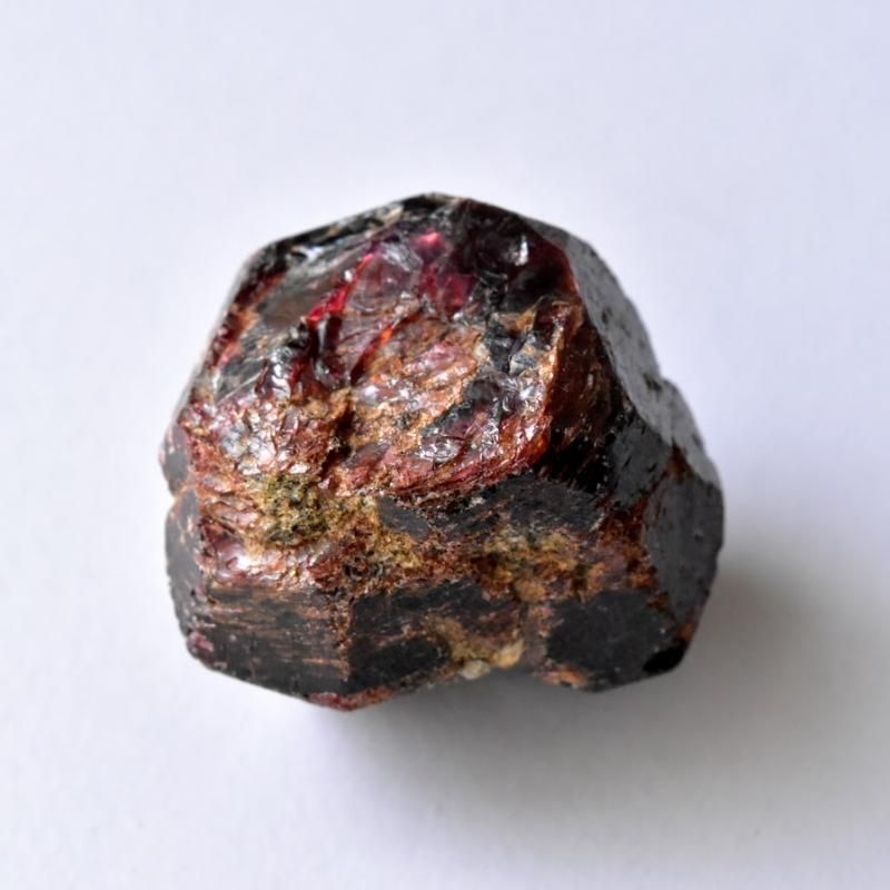 天然石 ダークレッド 結晶アート レッドガーネット マダガスカル産 40.8g/鉱物・結晶原石