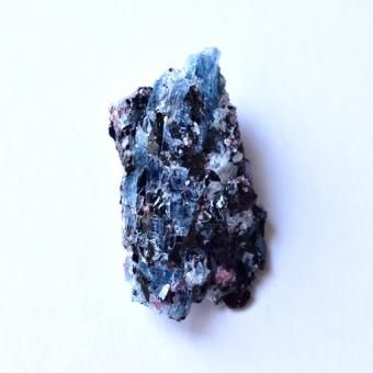 カイヤナイト - 天然石・パワーストーンのルース、クリスタル