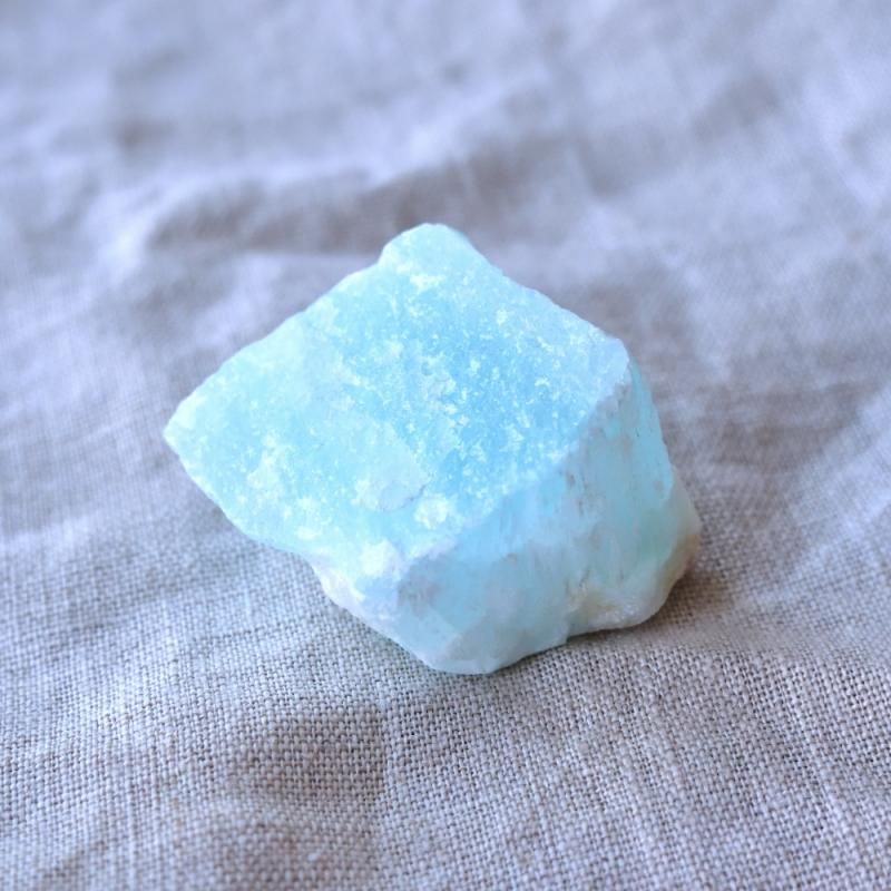カリビアンブルーカルサイト　タワー　天然石　レアストーン　ヒーリングストーン カリビアンブルーカルサイト タワー 天然石 レアストーン ヒーリング