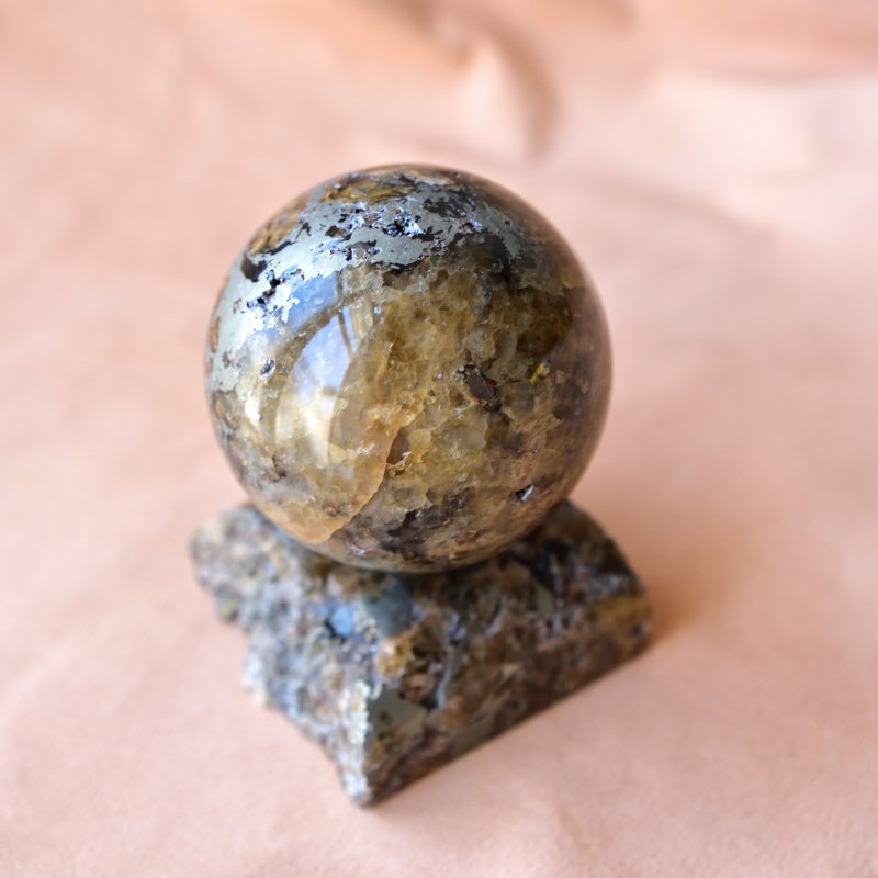 パイライト　スフィア　天然石鉱物鉱石パイライト標本
