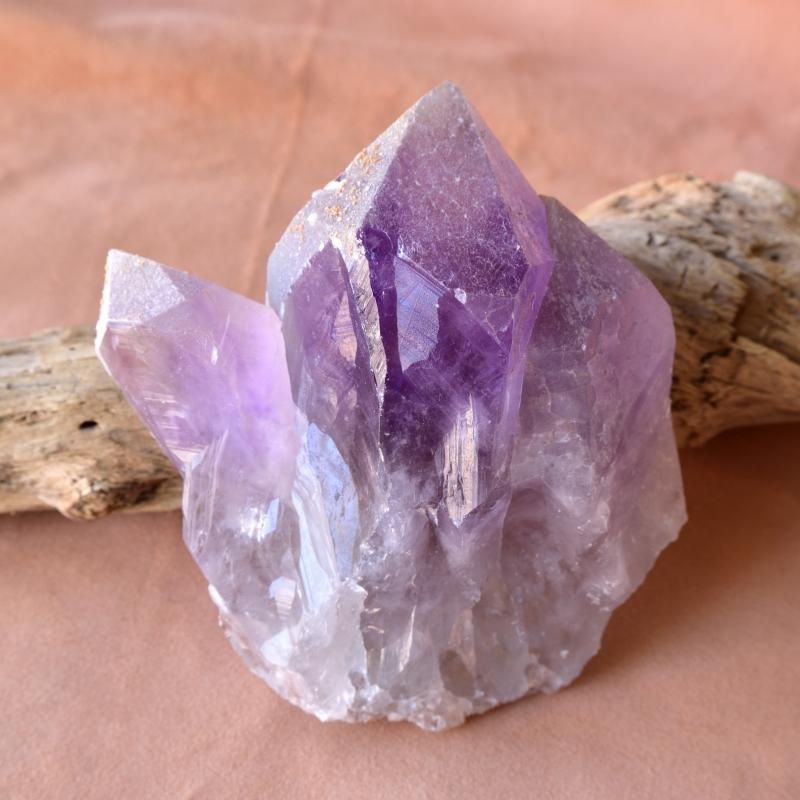 ザンビア産 ホワイトキャップアメジストクラスター